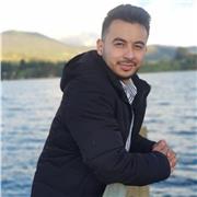 Profesional en Comercio Internacional, dicta módulos de aprendizaje y superación en diferentes áreas académicas como marketing y finanzas, introducción a la economía, guía en importación y exportación, community manager, técnicas de negociación y PNL